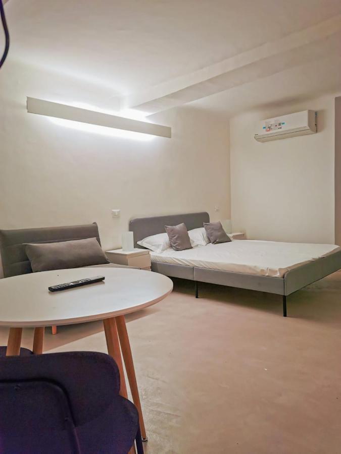 De Ville Guest House Генуя Экстерьер фото