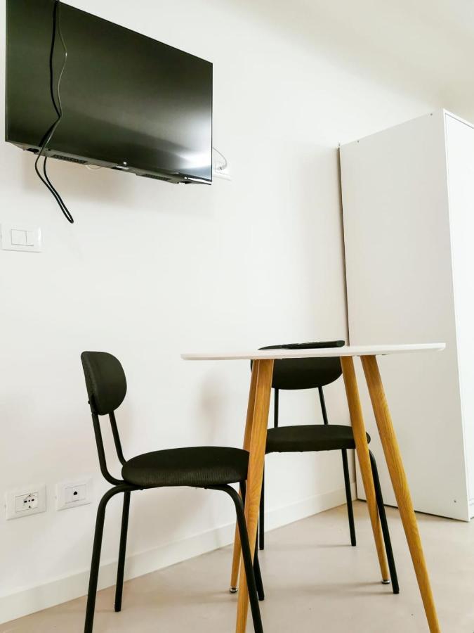 De Ville Guest House Генуя Экстерьер фото