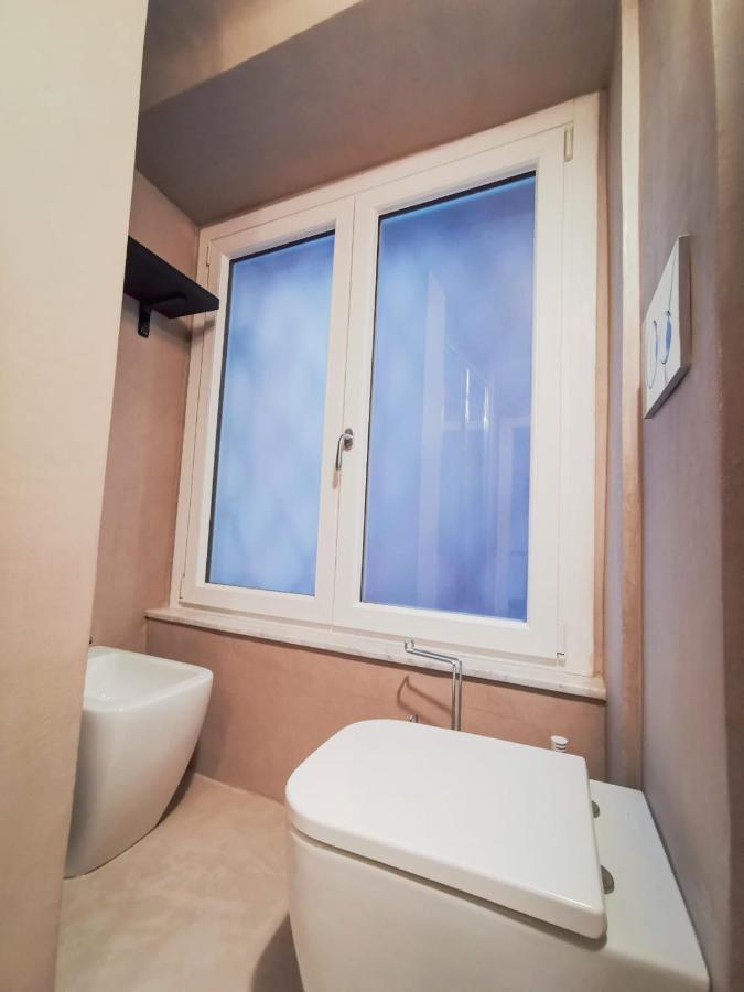 De Ville Guest House Генуя Экстерьер фото